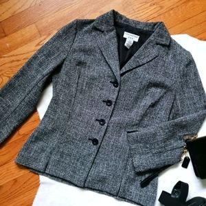 Covington • Women's Tweed-Like Button Front 3/4 Sleeve Blazer